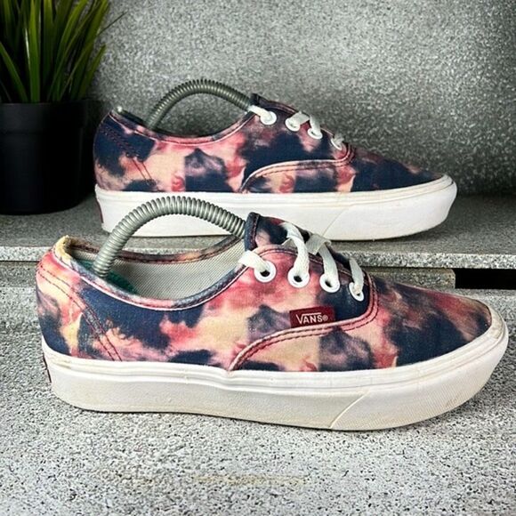 Vans Multicolor Tie-Dye Sneakers - Picture 2 of 8